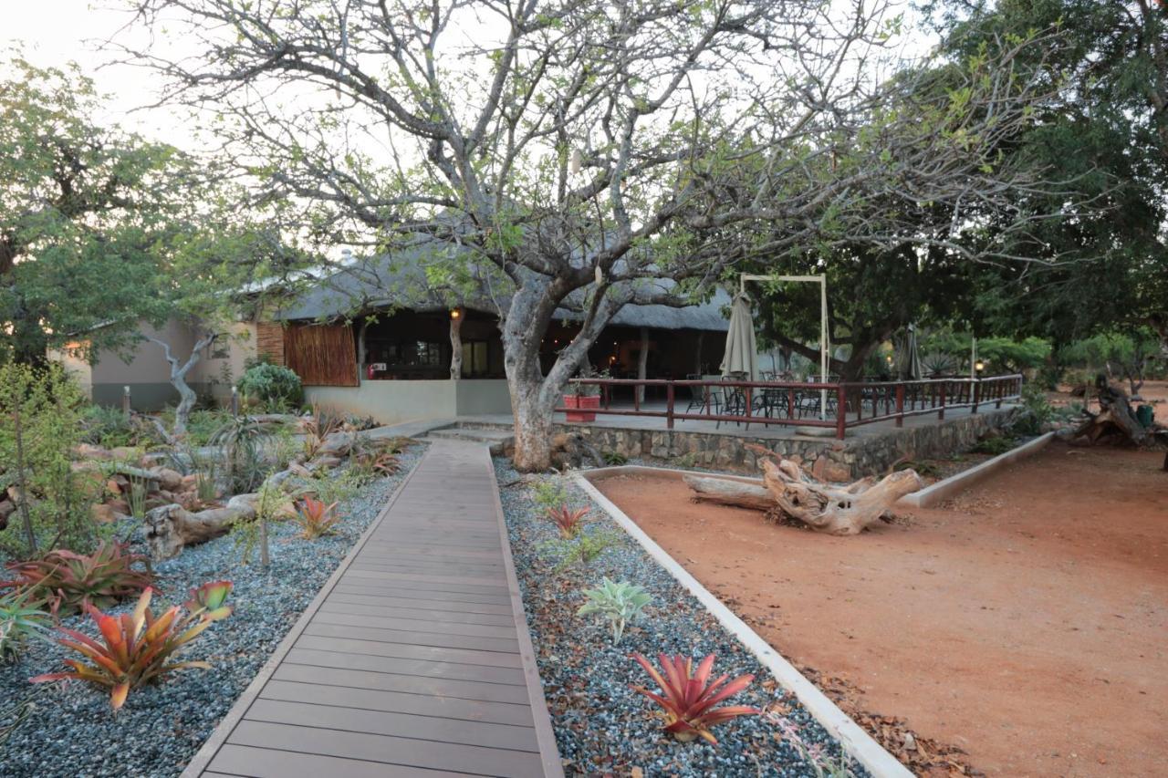 Tshukudu Game Lodge Hoedspruit Esterno foto