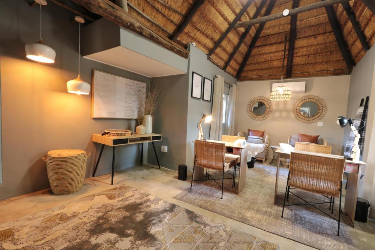 Tshukudu Game Lodge Hoedspruit Esterno foto