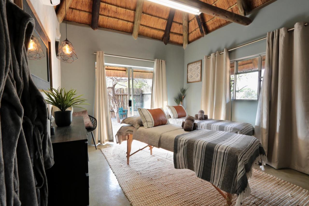 Tshukudu Game Lodge Hoedspruit Esterno foto